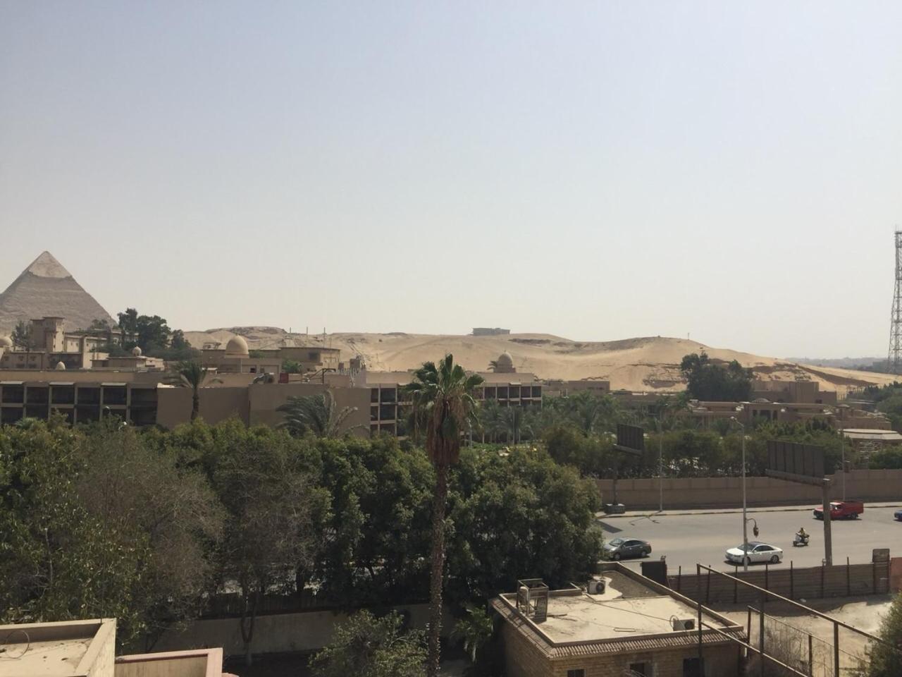 H100 Pyramids View Vandrehjem Giza Eksteriør billede
